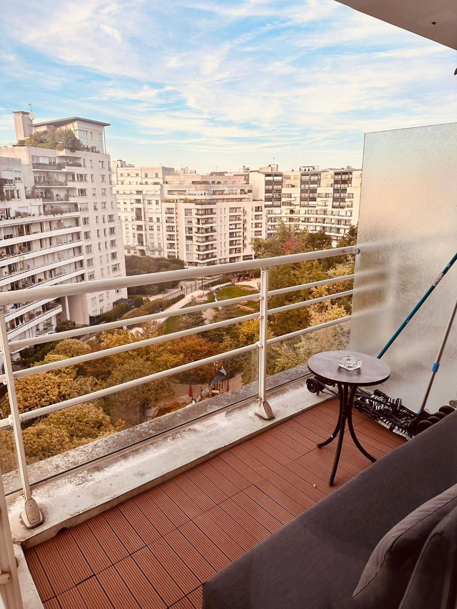 Ryan Homes - In Apart Hotel, La Defense Courbevoie Extérieur photo