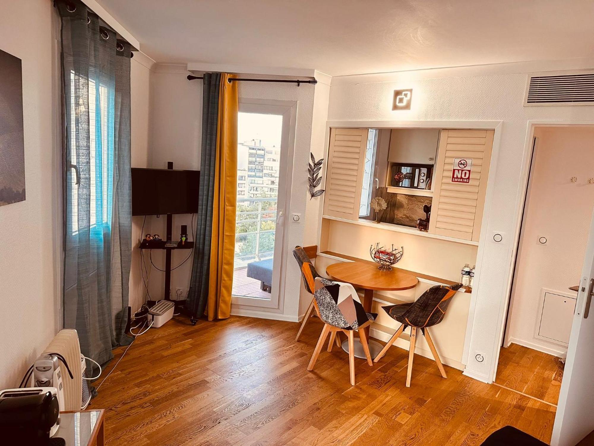 Ryan Homes - In Apart Hotel, La Defense Courbevoie Extérieur photo