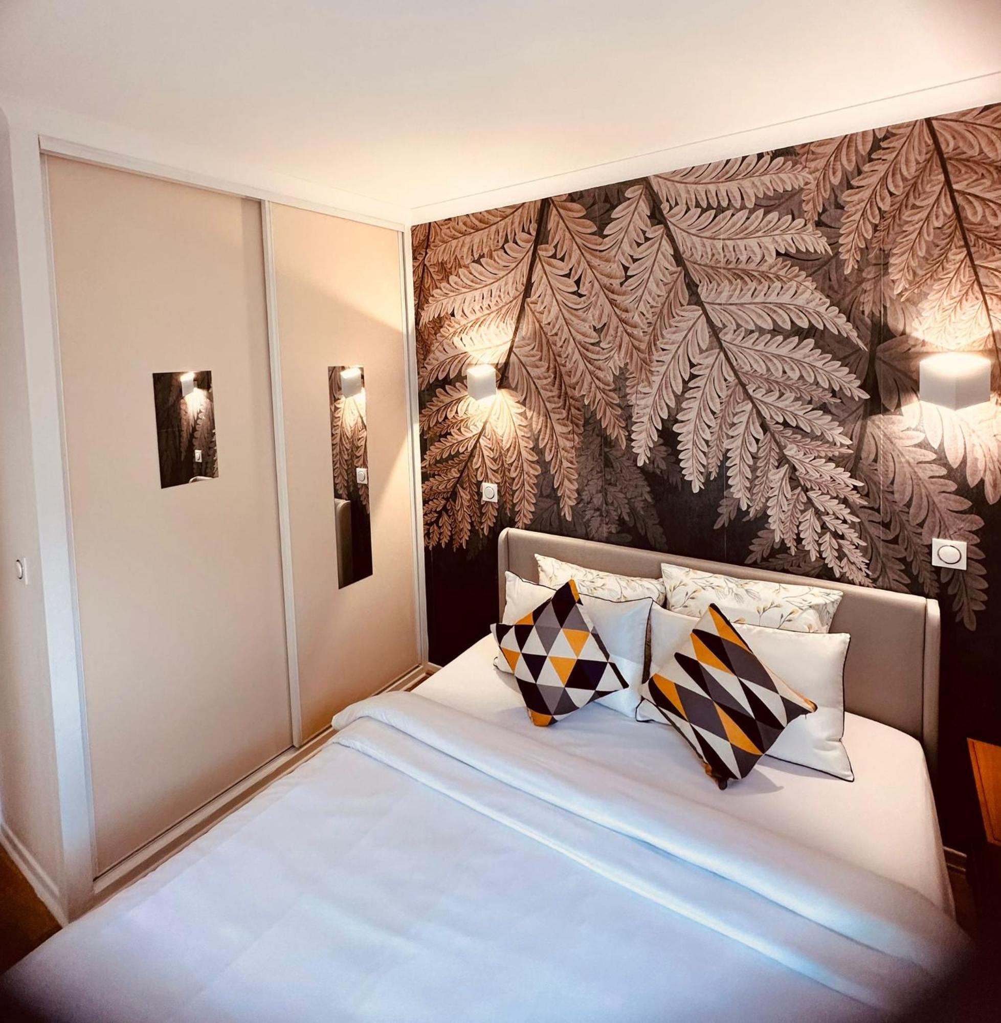 Ryan Homes - In Apart Hotel, La Defense Courbevoie Extérieur photo